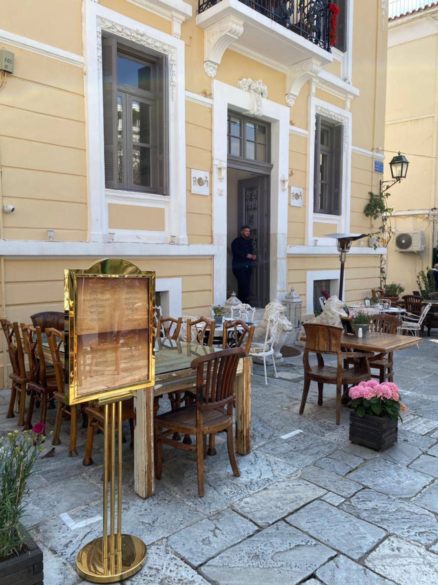 شقة A Place 4 U Below Acropolis أثينا المظهر الخارجي الصورة